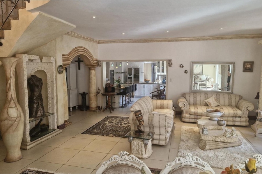 8 Bedroom Property for Sale in Kshane North West